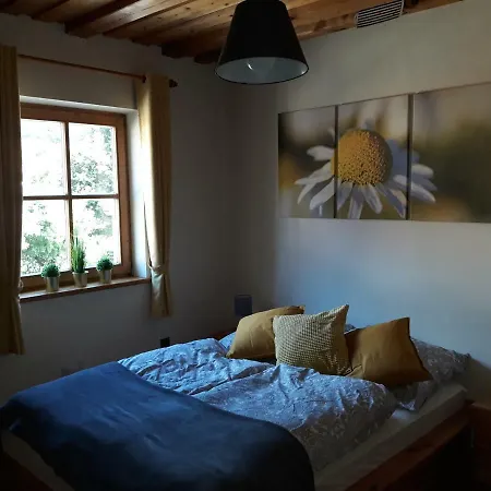 Ferienwohnung Am Frankenweg 아파트 *
